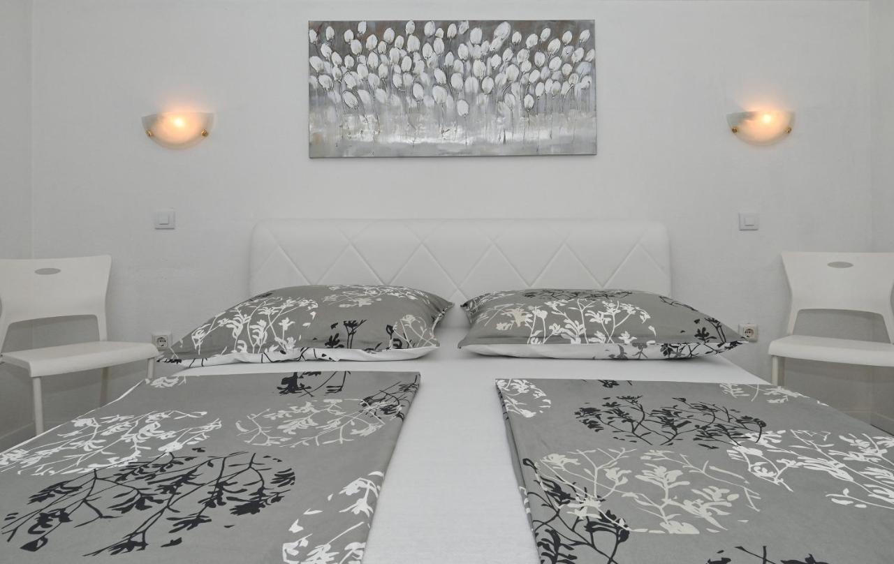 Apartments Villa Filip Трогир Екстериор снимка