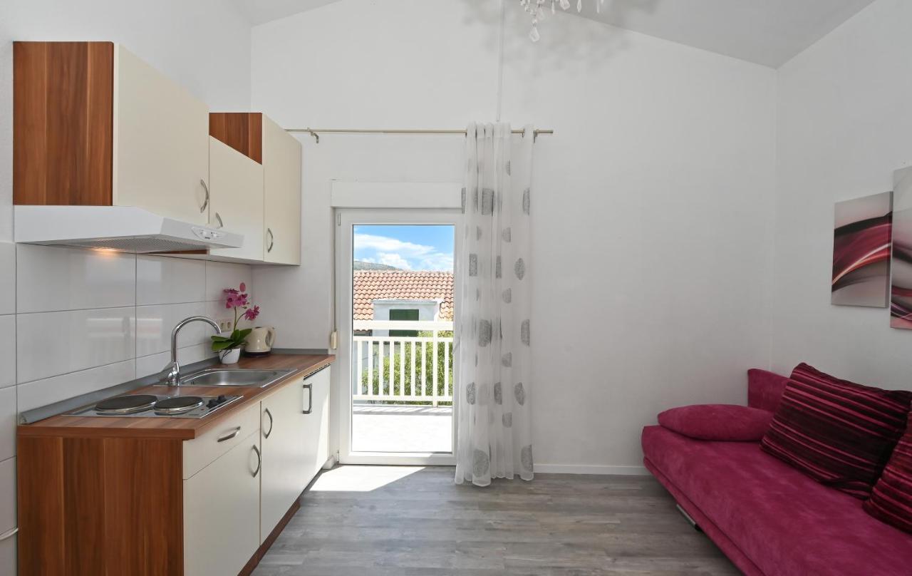 Apartments Villa Filip Трогир Екстериор снимка