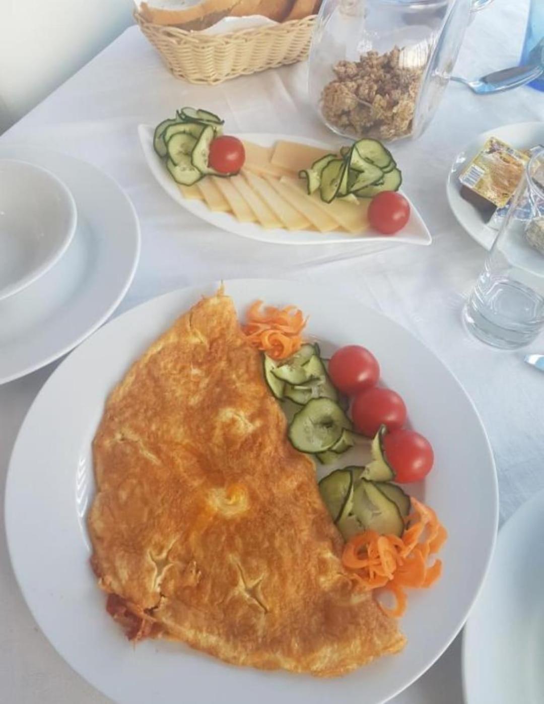 Apartments Villa Filip Трогир Екстериор снимка